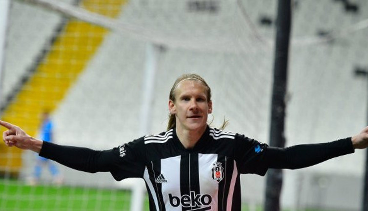 Herkes Vida'nın attığı golü konuşuyor. İşte Ibrahimovic'i kıskandıran gol vuruşu