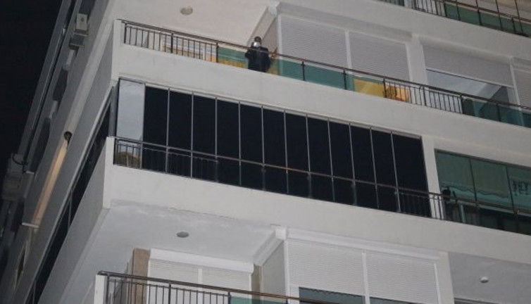 Antalya eski baro başkanının eşi evinde ölü bulundu