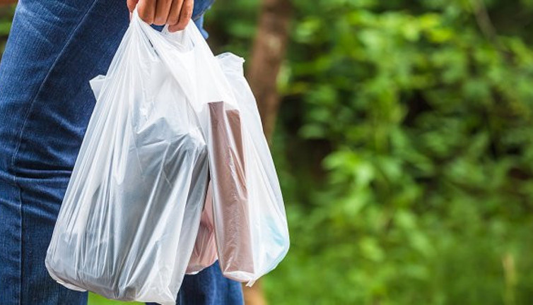 Plastik poşette ücret tartışmasına son nokta konuldu