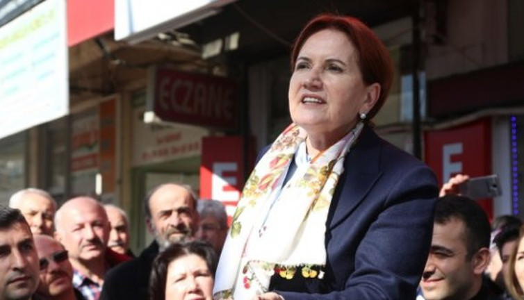 İYİ Parti Genel Başkanı Akşener, Başkanlık Divanı üyelerine 'sahaya inin' talimatı verdi