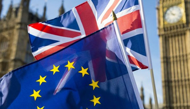 AB ülkeleri İngiltere ile ticaret anlaşmasını onayladı