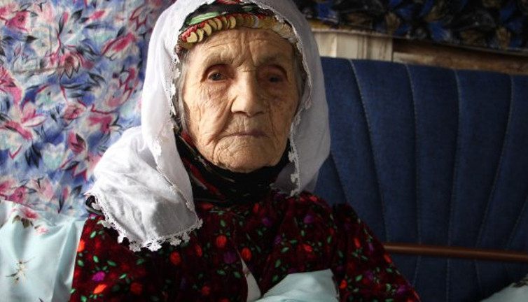 101 yaşında koronayı yendi. Uzun yaşamın sırrını bu besinlere borçluyum dedi.