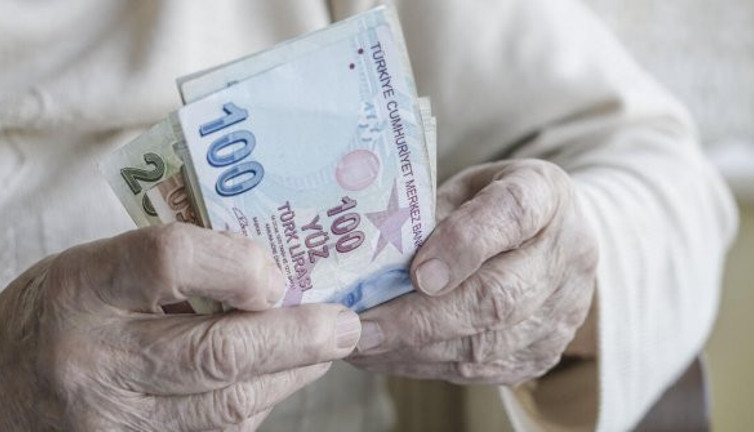 Emekli maaşları ne kadar olacak? Asgari ücrete yüzde 22 köprülere yüzde 26 zam oldu