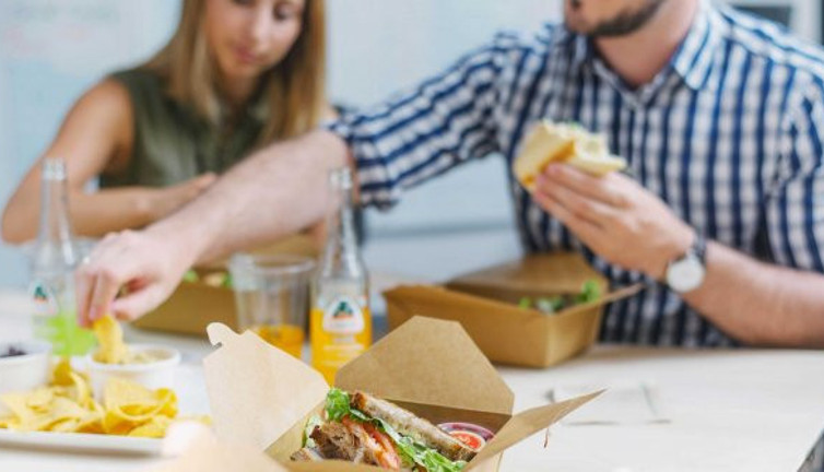 Yemek siparişi ile evimize giren davetsiz misafir. Binlercesi var