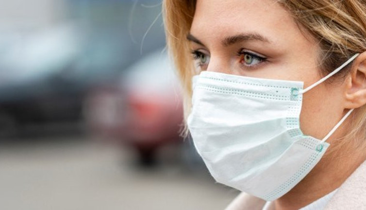 Virüsü öldürüyor diye kullanıyorduk ölüme kadar götürüyor. Bir yıldır kimsenin elinden düşmüyor