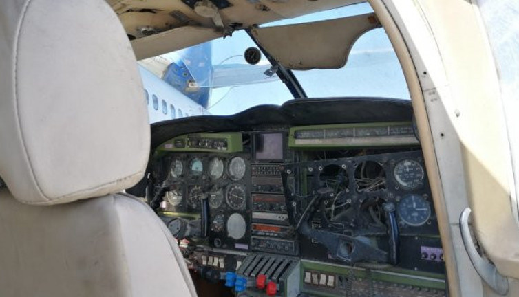 Atatürk Havalimanı'nda duruyorlar. Satılık uçak var alan var mı. En ucuzu 30 bin TL