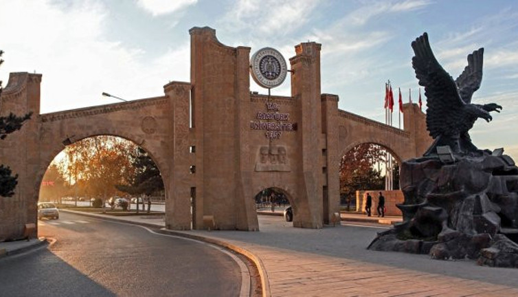Atatürk Üniversitesi akademisyenleri 5 yeni böcek türü keşfetti