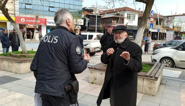 65 yaş üstü sokağa çıkma yasağı devam ediyor mu? 65 yaş üstü sokağa çıkma yasağı saatleri