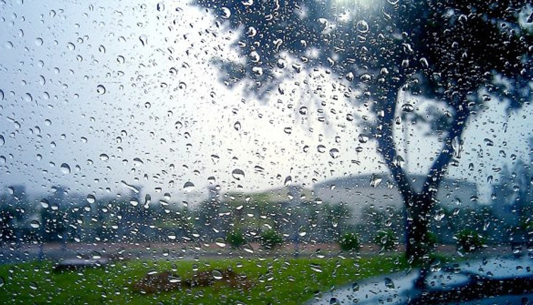 Dikkat dikkat Meteoroloji metrekareye kaç kilogram yağacağını bile açıkladı. Saat 12.00'de başlayacak. Hangi ilçelere yağacak