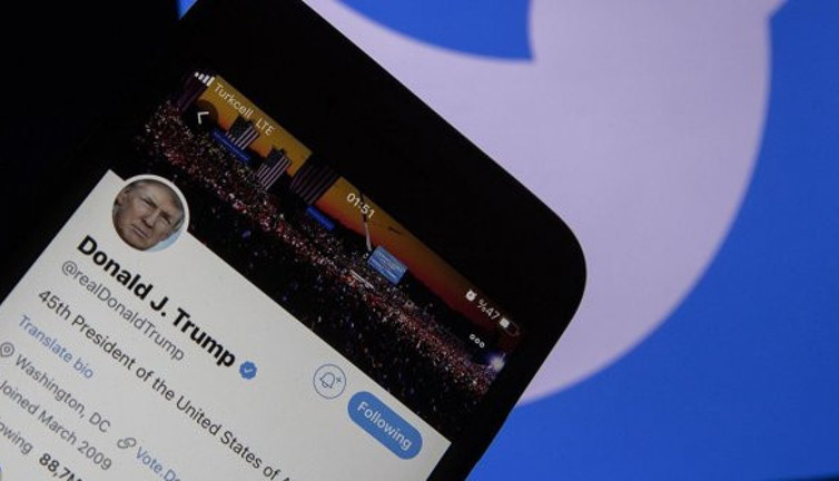 Twitter'da Trump depremi. Hisse senetleri düştükçe düşüyor