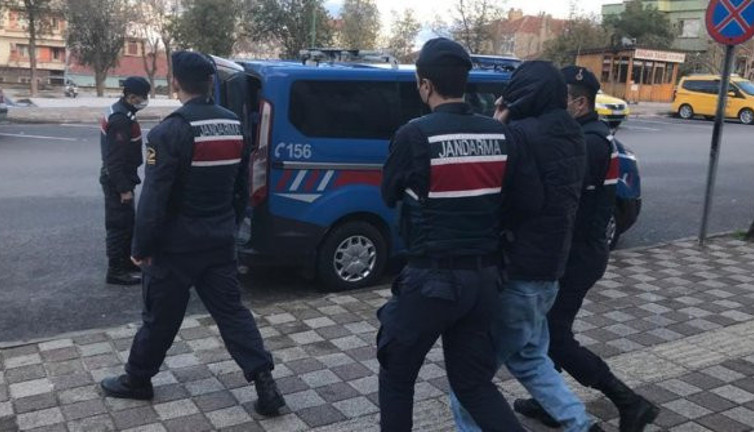 İçişleri Bakanlığı duyurdu. Eski DBP ilçe başkanı dahil 3 kişi Yunanistan'a kaçarken yakalandı