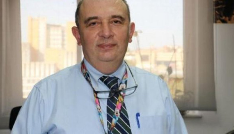 Bilim Kurulu Üyesi Ateş Kara'dan flaş açıklama. Kargo paketinden virüs bulaşır mı