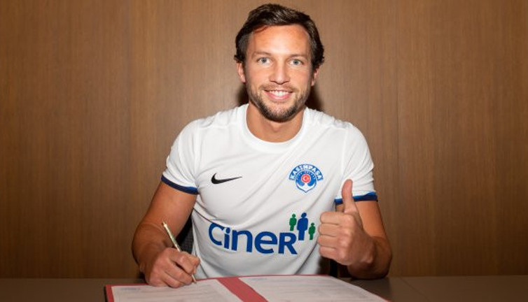 Kasımpaşa yıldız futbolcuyu transfer etti