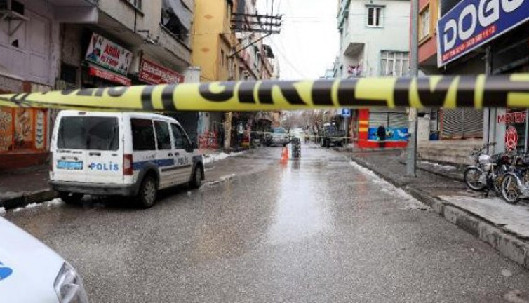 Ölüm yolda yürürken yakaladı