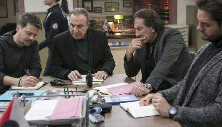 Cennet Mahallesi’nin renkli ismi Arka Sokaklar'a dahil oluyor