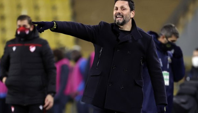 Fenerbahçe Teknik Direktörü Erol Bulut ifade verdi