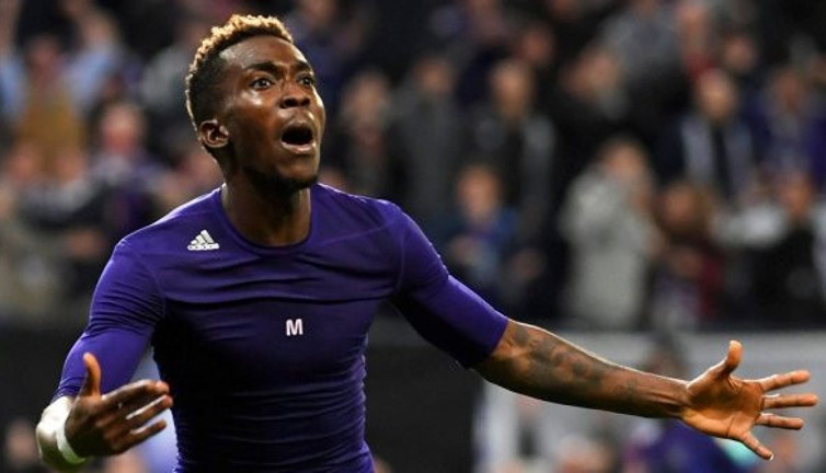 Fenerbahçe istedi Galatasaray aldı