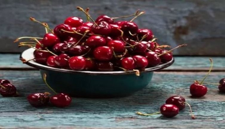 Kilo verdiriyor vücuttaki toksinleri atıyor A-B1 ve C vitamini deposu