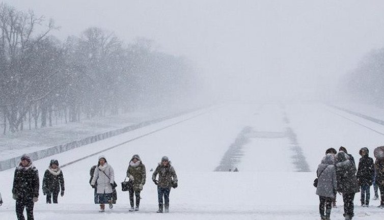 ABD'nin doğu yakası kar fırtınası etkisi altında