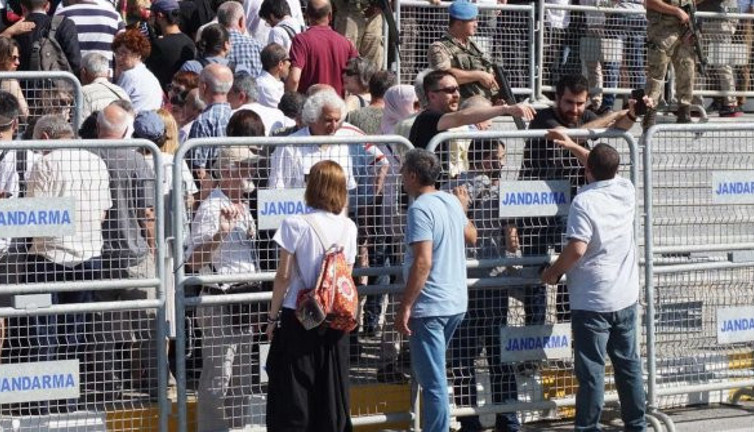 Gezi Parkı davası sanıklarına yurt dışına çıkış yasağı
