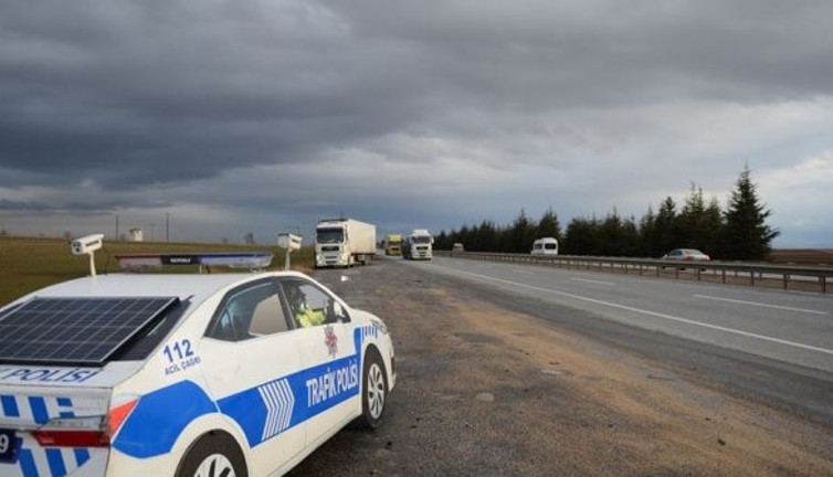 Şehirlerarası yolda sizi bekliyor. İsteyen deneyebilir