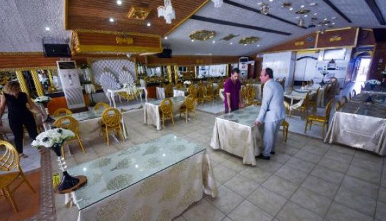 Düğün salonlarında gizli davetli denetimi