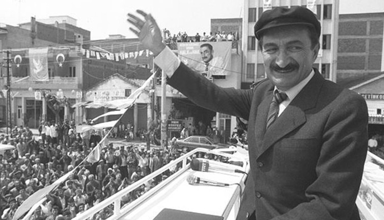 Kıbrıs’ı Rumlara dar eden Karaoğlan’ın tarihi milliyetçilik konuşması