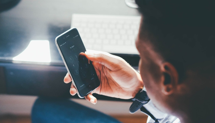 Youtuber izlenebilmek için şaka yaptı. Hayatının hatası oldu