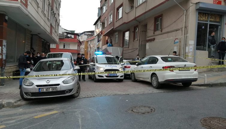 Sokakta yürürken kurşun yağmuruna tuttular