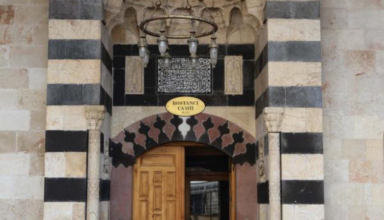 500 yıllık camide akılları durduran tarihi uyarı sistemi