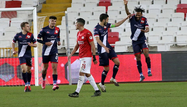 Antalyaspor kupada yarı finale yükseldi