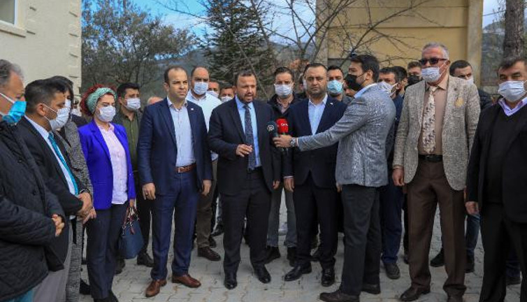 Dört siyasi parti, ağaç katliamına karşı birleşti