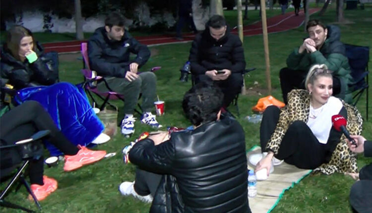 Muhabire gidebileceğiniz yer varsa gidin diyen İrem Derici'ye Kaymakamlık'tan muhteşem cevap geldi