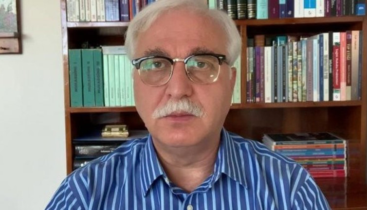 Bilim Kurulu Üyesi Prof. Dr.Tevfik Özlü'den normalleşme için kritik uyarı