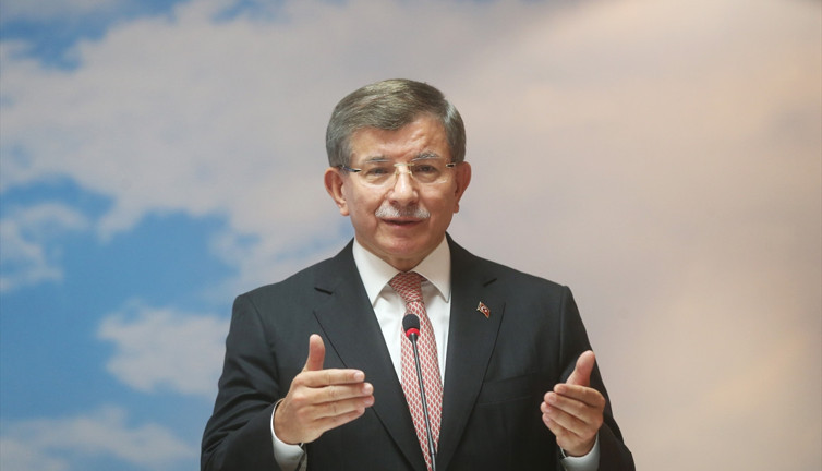 Davutoğlu’ndan görevden alınan TÜİK başkanına: Gerçekleri çarpıtmak makam mevkiyi korumaya yetmedi!