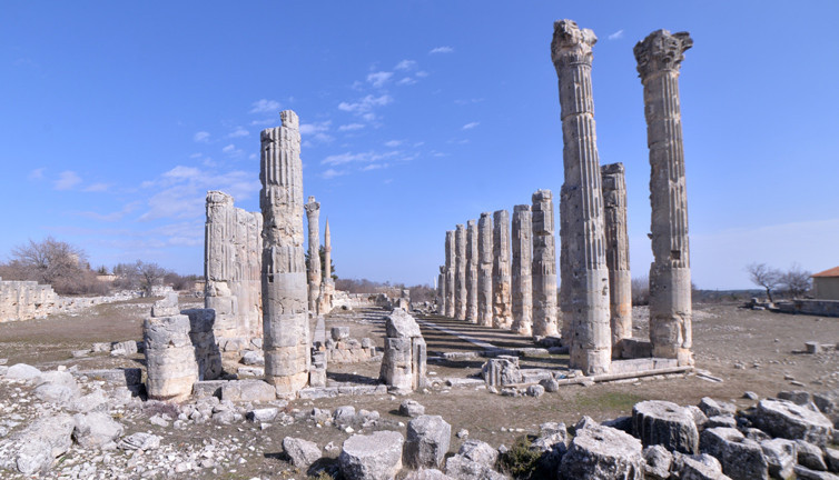 2300 yıllık tarihinin yansıtmaya devam edecek