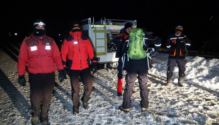 Otomobili bulundu doktor kayıp