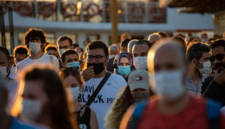 Bilim kurulu üyesi herkes tedbirini alsın diyerek yeni kabusu haber verdi