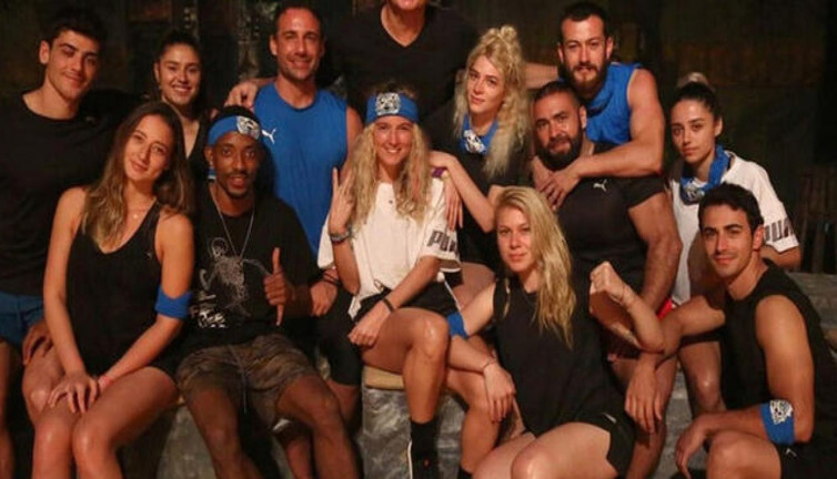 Survivor'da ünlü yarışmacı topun ağzında. Kaderi Acun'un iki dudağının arasında