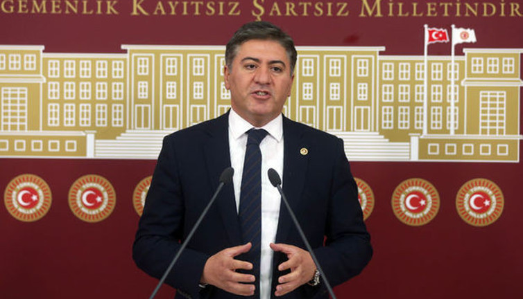 Ücretsiz gönderilen 1 milyon doz aşıya para ödendiğinin belgesi ortaya çıktı. CHP’li Murat Emir paylaştı