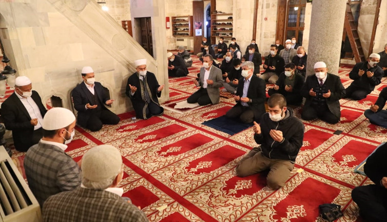 Hatay'da İdlib şehitleri için mevlit okutuldu