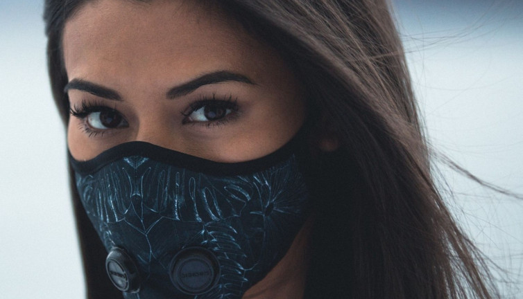 En yetkili isim koronanın biteceği net tarihi duyurdu