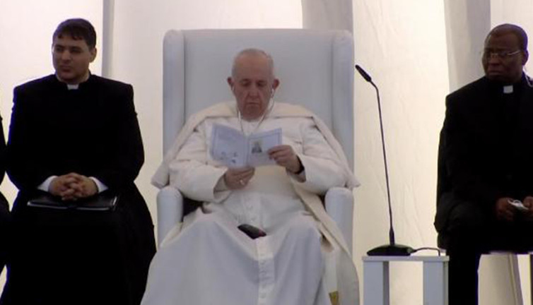 Papa Franciscus Kuran-ı Kerim dinledi