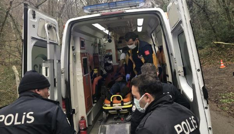 Ormanda buldu incelerken kendini vurdu