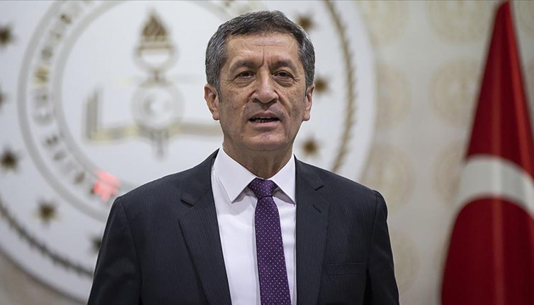 Selçuk'tan KKTC'ye EBA müjdesi