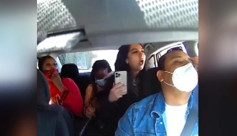 3 kadın Uber sürücüsüne saldırdı