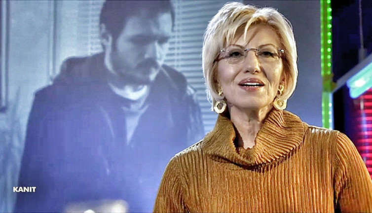 Ünlü Adli Tıp uzmanı Sevil Atasoy buruna uyuşturucu çekenler için son noktayı koydu. Saç telinde aylarca kalır. Artık pudra şekeri mi çekmiş baklava şerbeti mi belli olacak.