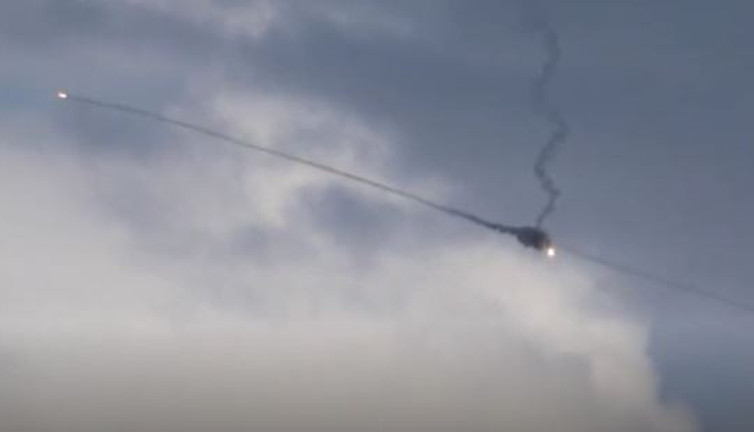 Kameralar kayıttaydı S-400'ler ateşlendi! Hedefi böyle imha etti