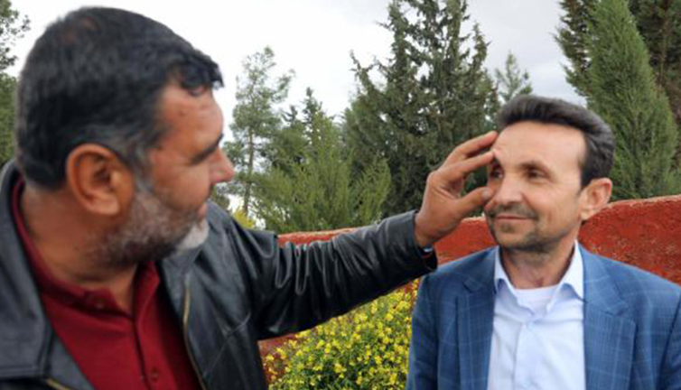 Van kedisi gibi muhtar