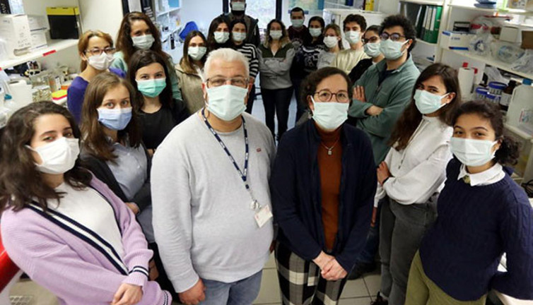 Türkiye'nin ürettiği burundan çekilen aşının Faz 1 çalışması başlıyor. Haydi hayırlısı